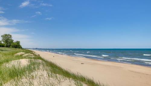 1 Mi to Indiana Dunes Natl Park Home with Patio! - Foto 2