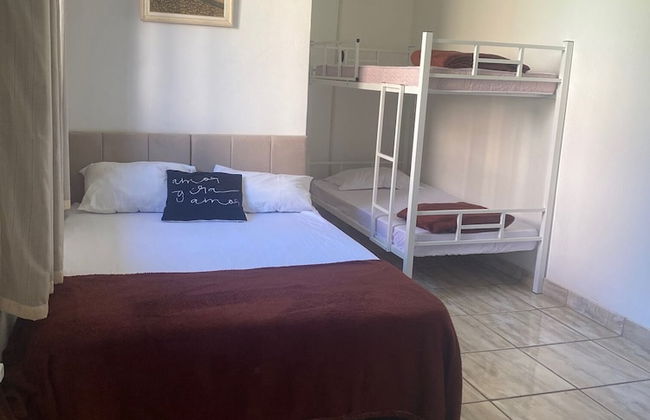 Suítes aconchegantes com piscina e praia - Foto 8