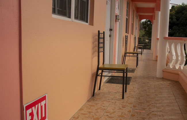 Louislyn Apartments - Photo 44