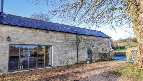 Chestnut Barn - Photo 2