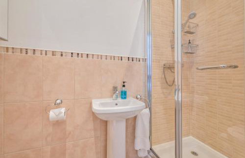 No2 Ellington Court Apartment - Photo 22