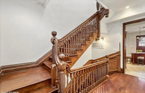 Spectacular Gilded Age 6 Bedroom Gold Coast Mansion with Deck - Foto 48