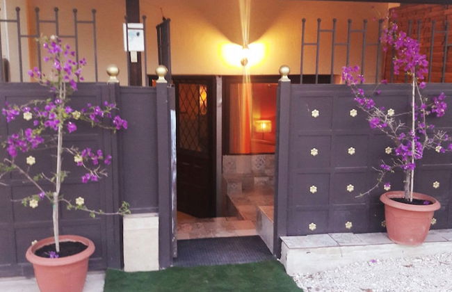 The golden brown luxury guesthouse - Foto 24