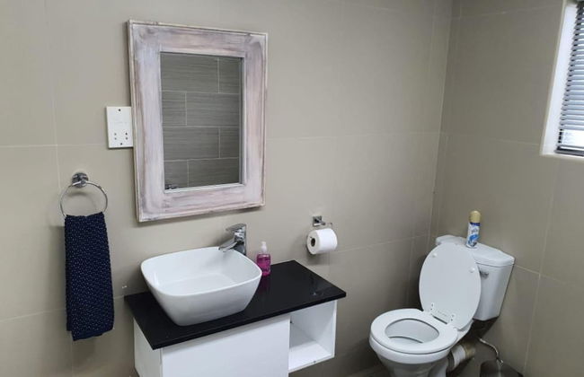 Posh 3 Bed Guesthouse in Hillside With Pool - 2039 - Foto 12