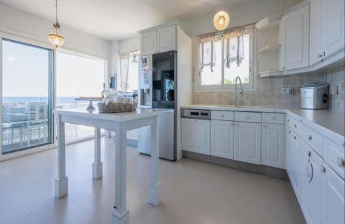 Luxury Villa with Jacuzzi in Les Issambres - Foto 46