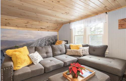 TuckAway Suites at East Branch - Photo 54