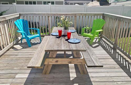 Quintessential Cape Cottage Near the Beach - Photo 28