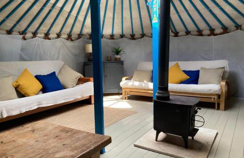 Barefoot Yurts - Photo 11
