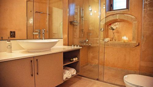 Villa Kapela - Photo 5, Shower