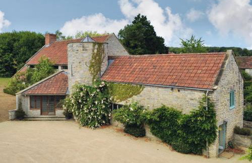 Hill House, Spectacular Rural Home With Hot Tub - Photo 1