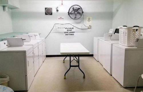 Ocean View Studio Condo w Balcony Pool and Free Parking - Foto 34