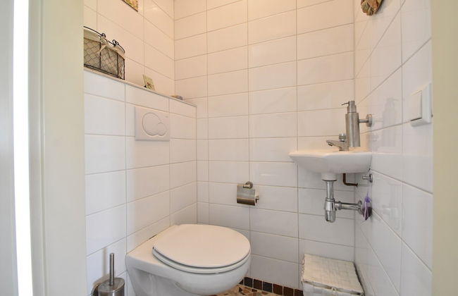 Enticing Holiday Home in Oude With Garden - Foto 25