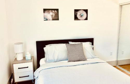 Newly Gated Stylish Steps to Hollywood 2B2B - Foto 33