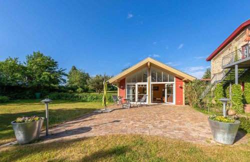Wildgans - Stilvolles Ferienhaus mit Terrasse, Seeblick & Naturidylle am Loppiner See - Foto 10