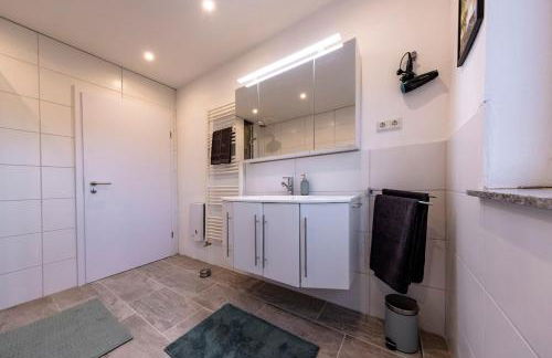 Serviced-Apartment mit Büro-Setup - Foto 23