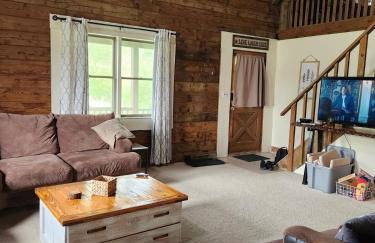 Cozy Cabin minutes from Lake Oneida - Photo 12