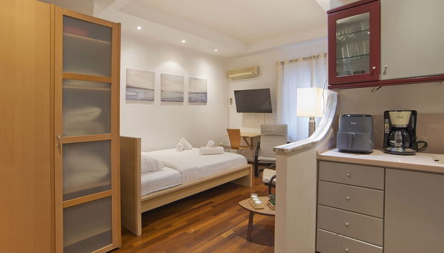 Otto Centro in Athens - Foto 2, Habitación