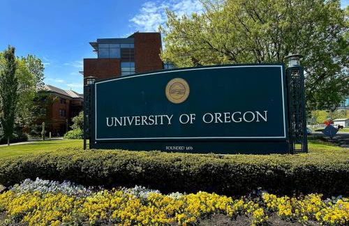 Cozy Luxury - King Bed, Coffee Bar, Sleeps 5 - Foto 41