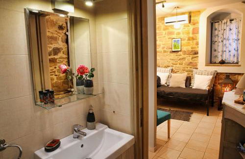 Venetis Luxury Apartments - Photo 54