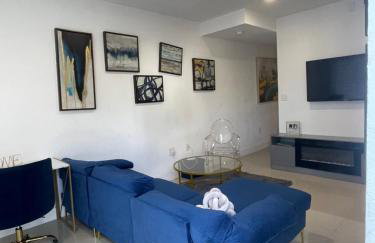 NEW 3 Story in Homestead- 3/2.5 Balcony & Rooftop - Foto 4