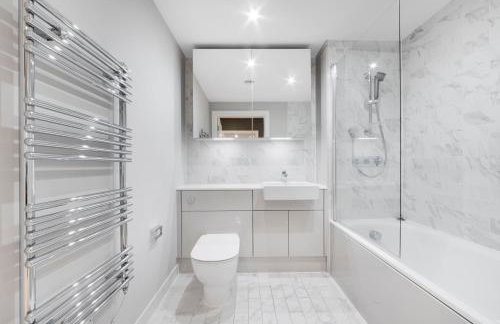 Modern 2 Bed Heart of Elephant Castle - Photo 2