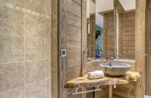 Chalet exceptionnel de 600m2 - Spa, salle de gym, ski-room - Foto 44