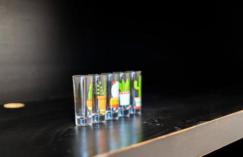 The Corniest Property in Texas ♥ 4 BR ♥ 1/4 Acre ♥ - Foto 48