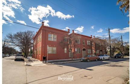 The Royal Treatment - Photo 38