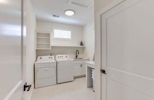 Luxury Estate with Stadium TDJ Views Sleeps 20 - Foto 29