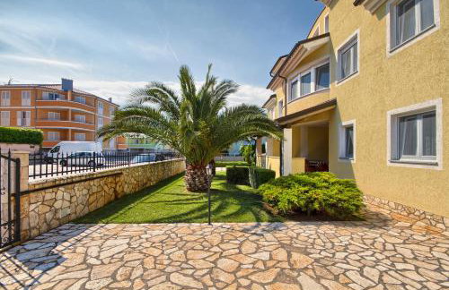 Apartments Gilly 2 - Foto 1