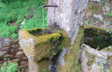 Charming House in Parada with Large Garden - Foto 61