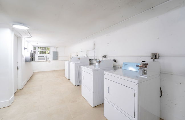 TWO Bedroom Apartment - Photo 29