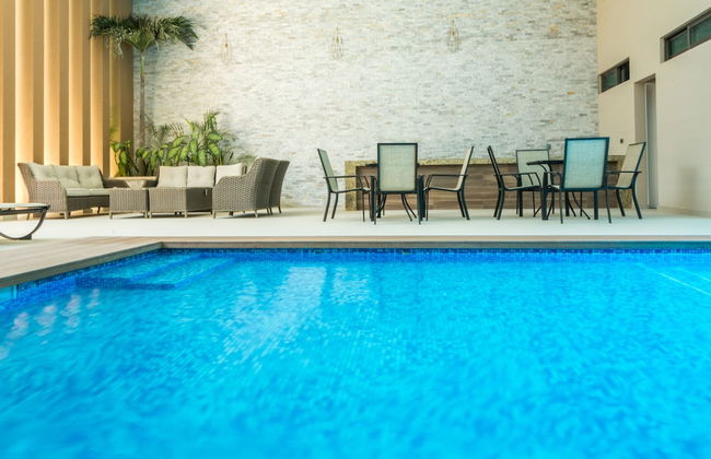 Palmarena Rooms and Residences - Long Stay Comfort with Parking, Sauna, Gym and Pool (Steps from 5th Avenue) - Foto 37