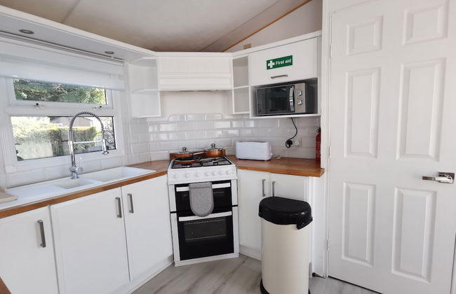 Lakes and Woodlands Overstone Holiday Park - Foto 13