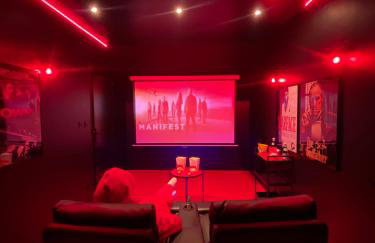 Suite cinéma et jacuzzi privé - Foto 1