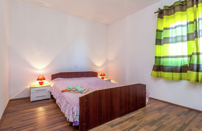 Detached House With Swimming Pool Near the Sea - Foto 2