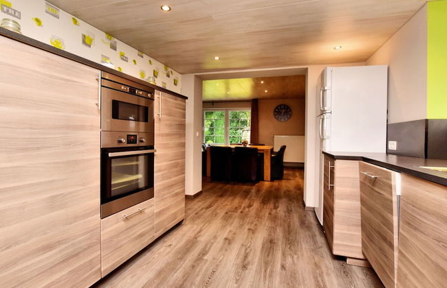 Modern Family Home With Wellness - Photo 13