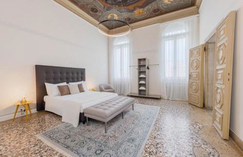 Luxury Calatrava - Apartment in Venetian Palazzo by Sarlux - Foto 18