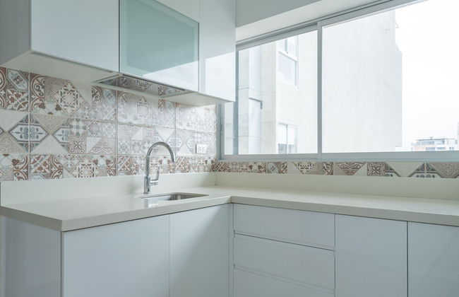 GLOBALSTAY. Modern 2BR Penthouse. Outdoor Jacuzzi, BBQ - Photo 10