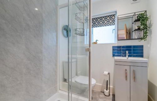 Firecrest - Photo 11