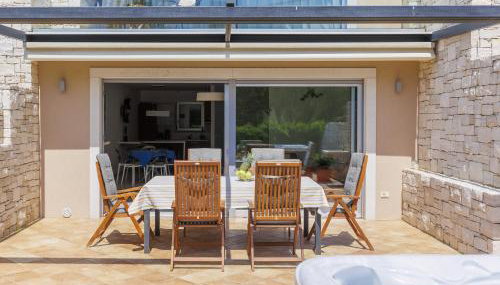 House Krnic 1 - Photo 2