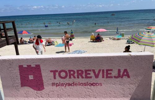 Beachfront apartment, sea view, pool, close to bars and restaurants - Photo 25