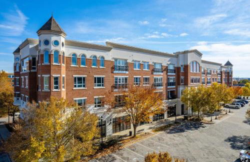 Glamorous 1BR Condo 200ft to St. Thomas Hospital - Foto 12