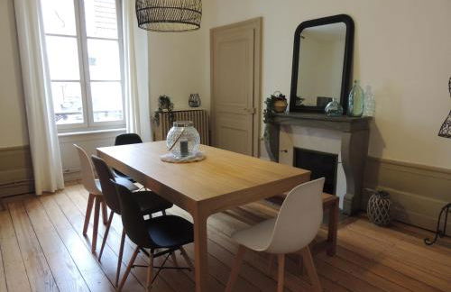 Le Breuil - Spacieux, Chaleureux, Emplacement Idéal - Foto 2