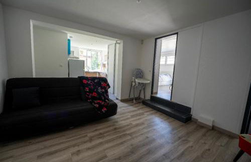 Bright villa floor with terrace and garden - Foto 8