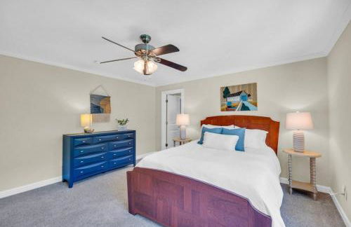 The Wexford French Chateau w Pool - Photo 57