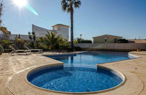 Luxury Villa with Private Pool, Gym & Leisure Room by Gale Beach LM25 - Foto 29