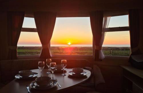 Tarn Bay Retreat- Sea- Fells- Beach- Views-Farm - Foto 1