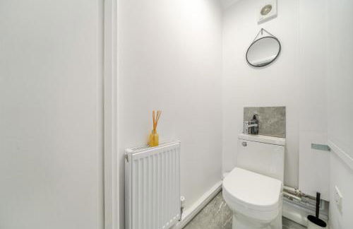 Luxury 3-Bedrooms House With Parking - Foto 12