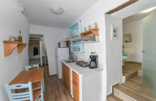 CHARMING 2BR Hilltop Serenity Suite, Lively Greek Village - Foto 15